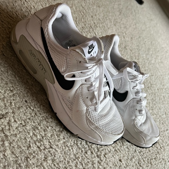 Nike Shoes - Women’s Nike Air Max White Size 7